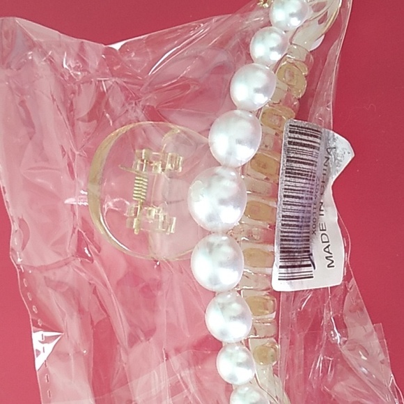 Flower gem gold clear hair comb and clip - Picture 5 of 8